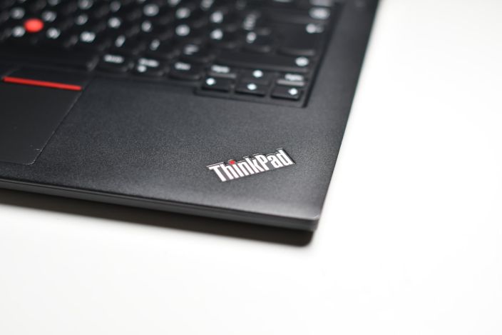 Lenovo ThinkPad T490 kannettava tietokone tuotekuva 2