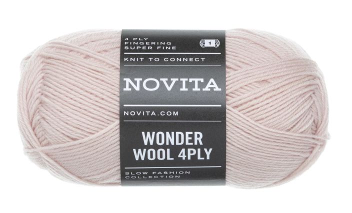 Novita x Moomin Muumitalo 229 tuittu 100g Novita Muumitalo -lanka on yksi Moomin x Novita -malliston tuotteesta. Se sopii