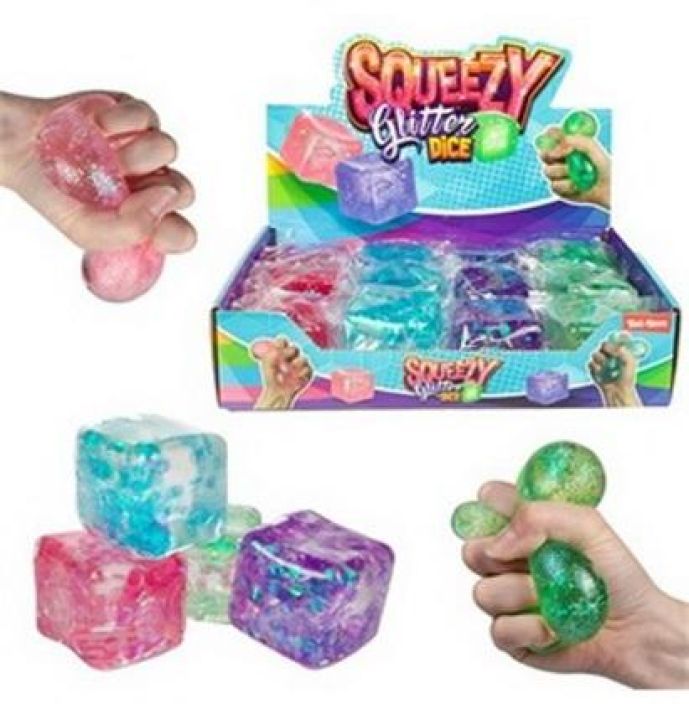 Squeezy Glitter kuutio Puristeltava kuutio, jonka sisalla on saihkyvia glitter hileita! Squeezy Glitter kuutio Puristeltava kuutio, jonka sisalla on saihkyvia glitter hileita!
